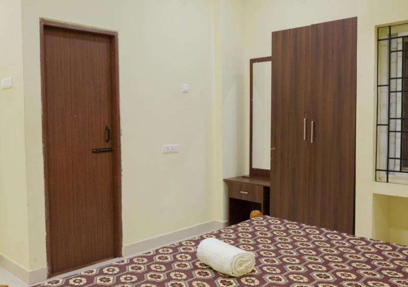 Hotel Aalayam Tiruvannāmalai Екстериор снимка