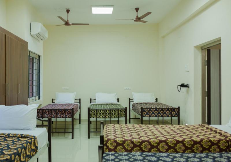 Hotel Aalayam Tiruvannāmalai Екстериор снимка